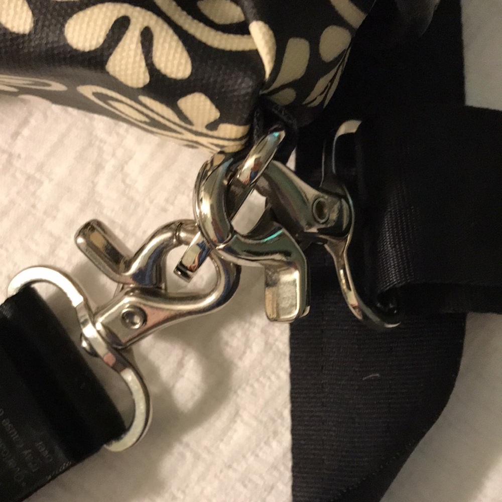 Petunia Pickle Bottom Black & White w/ Blue Patterned Diaper Baby Bag Backpack - Picture 6 of 17